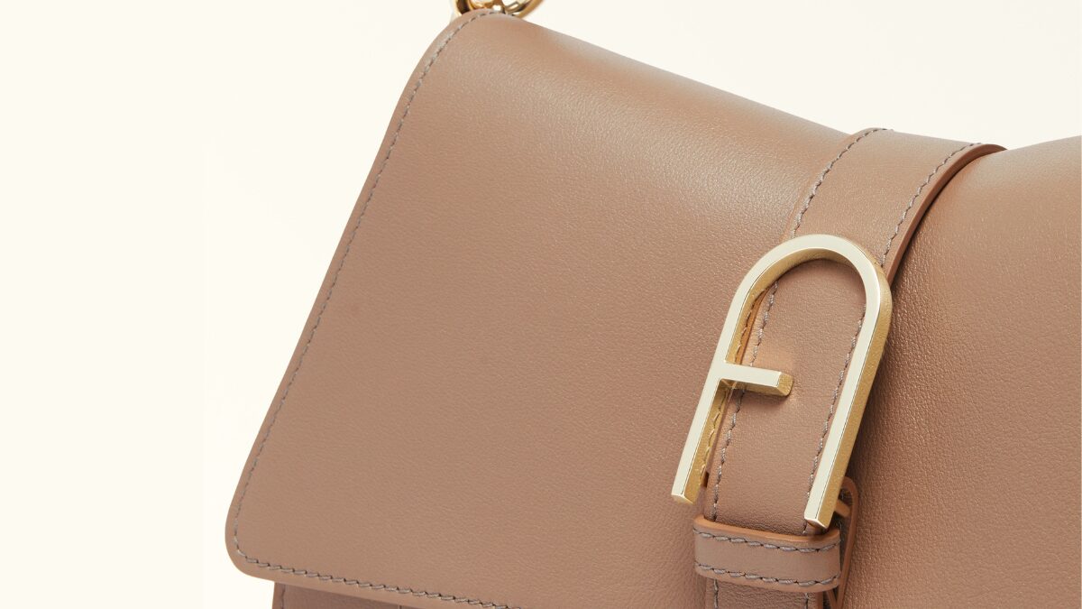 フルラのバッグのズームアップ画像